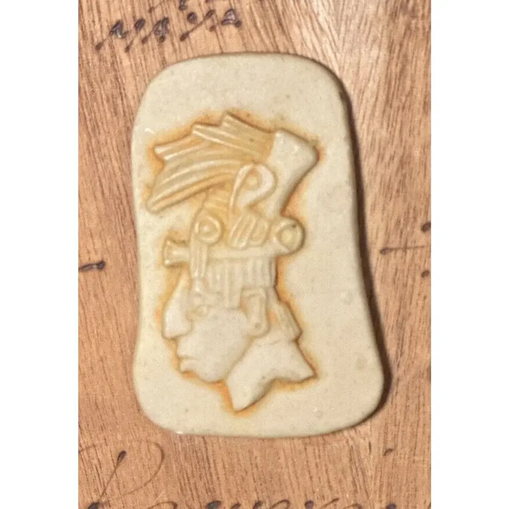 VTG Mexican Souvenir Wooden Notepad Maya Aztec Relief Head “Recuerdo de Mexico”